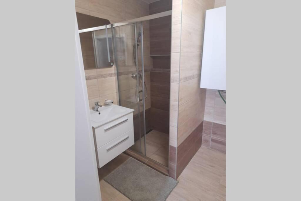 Domek Verunka V Malebne Vesnicce Na Jizni Morave Svatoborice Bagian luar foto